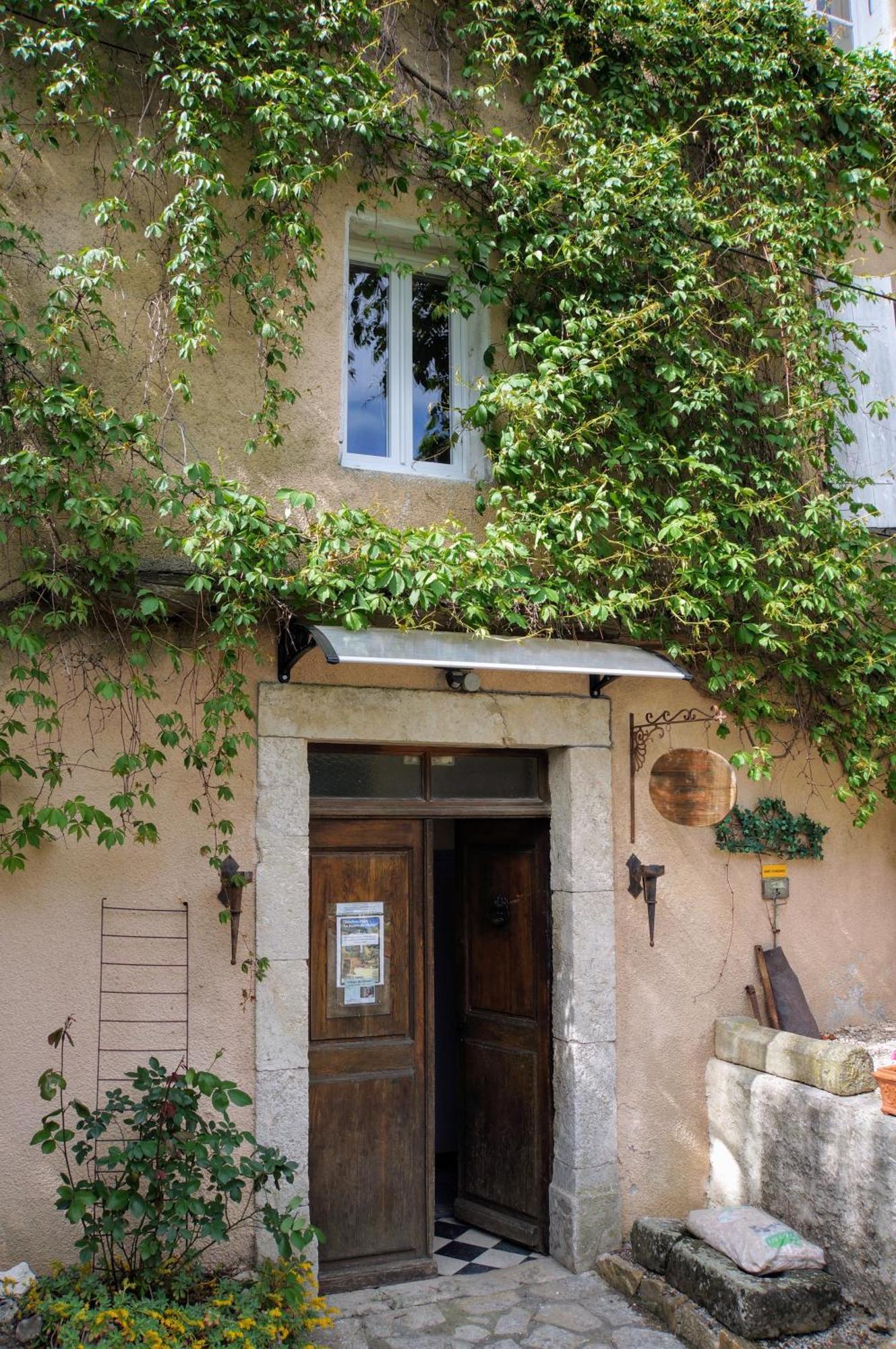 Maison Du Manoir Vallon-Pont-dʼArc Zewnętrze zdjęcie